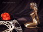 Preview: akt bronze erotik figur frau nackt kniend mit pferdeschwanz spielerspelunke