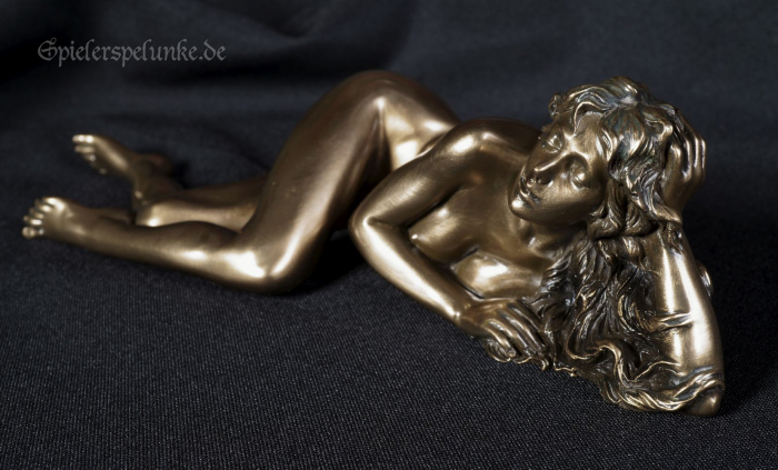 Bronze Akt Statue liegende Frau mit langen Haaren, schlafend