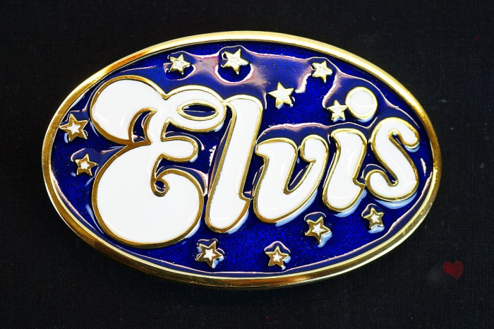 Gürtelschnalle "Elvis" blau/weiß/gold Merchandise