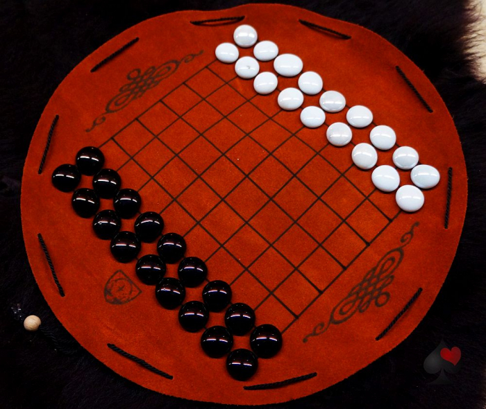 Lederspiel "Hasami Shogi", historisches Brettspiel aus Japan