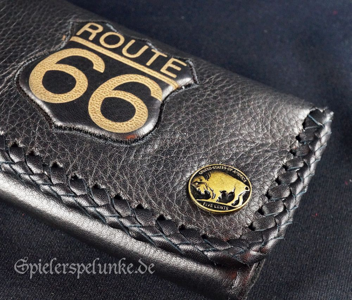 Truckerwallet schwarz mit Flechtrand und Motiv Route 66